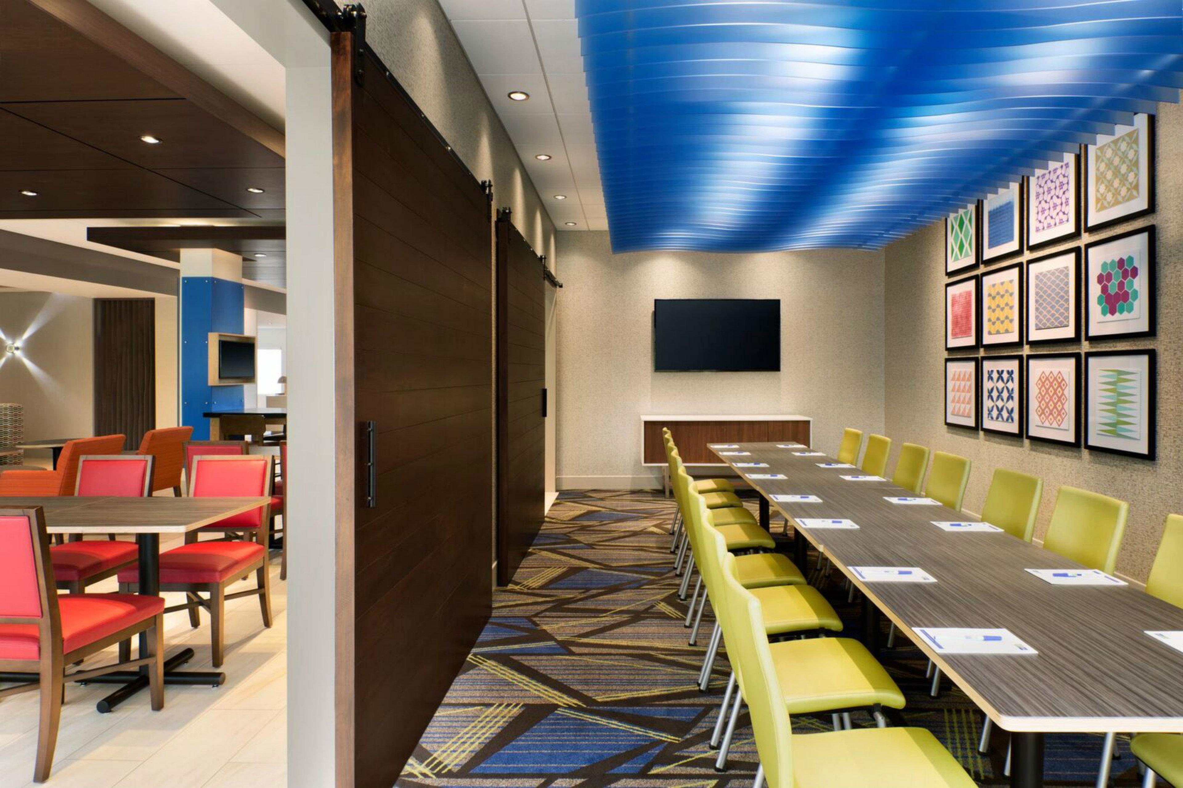 Holiday Inn Express & Suites - Millersburg By Ihg Zewnętrze zdjęcie